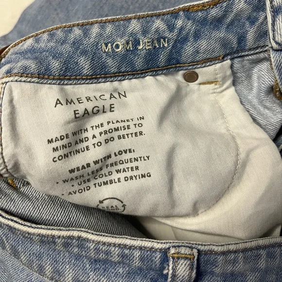 American Eagle Outfitters Strigid Light Blue Straight Leg Jeans - Picture 5 of 8